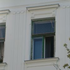 113_05_Detailansicht des Pilasters und Fenster 3.OG
